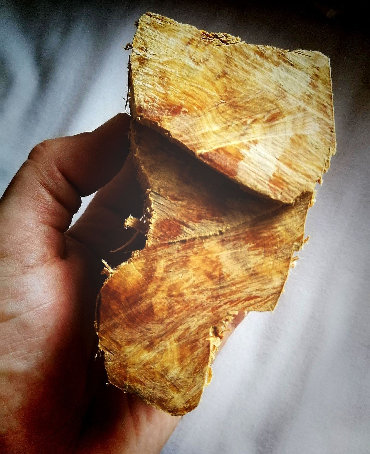 SANTALINA BOURBON - Exquisite Bourbon Vanilla from Madagascar in Vintage Sandalwood Oil