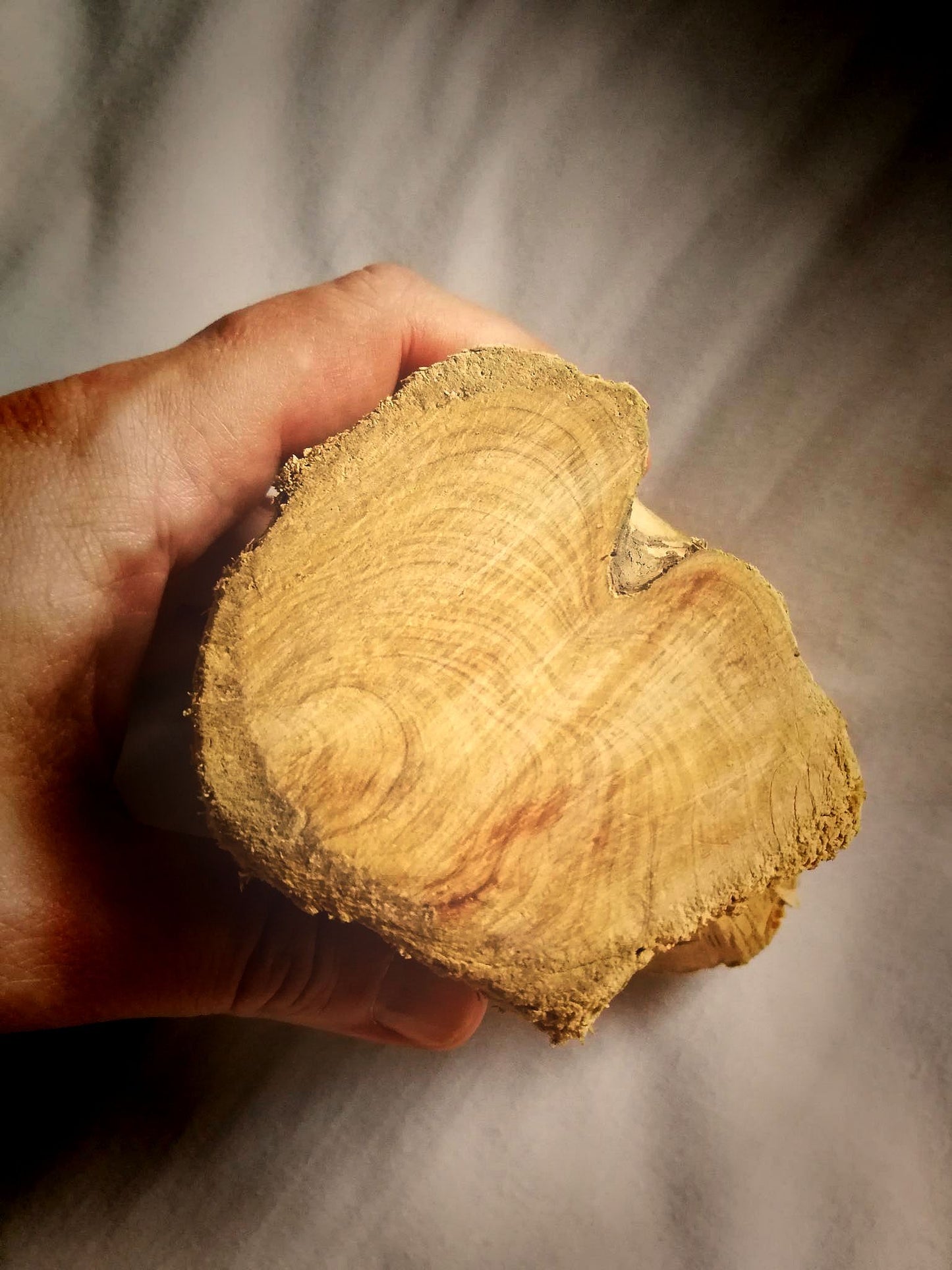 TIARE de SANTAL : Frangipani Essential Oil in vintage Sri Lankan Sandalwood