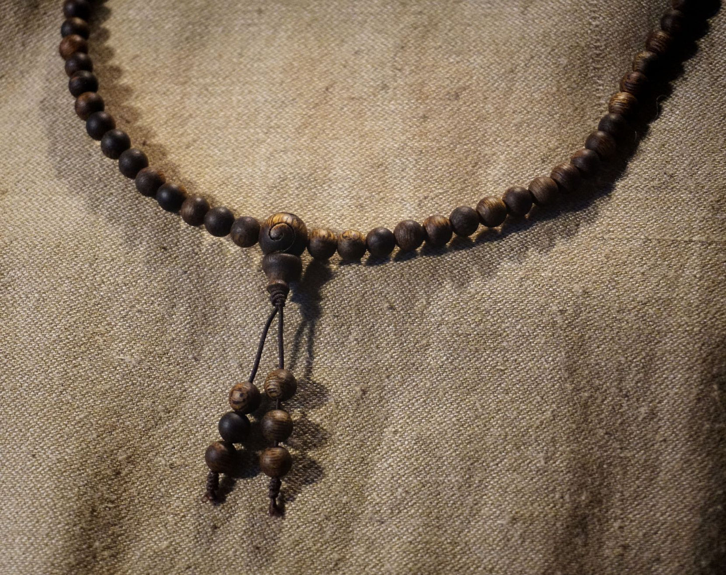 WILD VIETNAMESE AGARWOOD MALA - Rare - 108 Beads x 6mm - One single tree