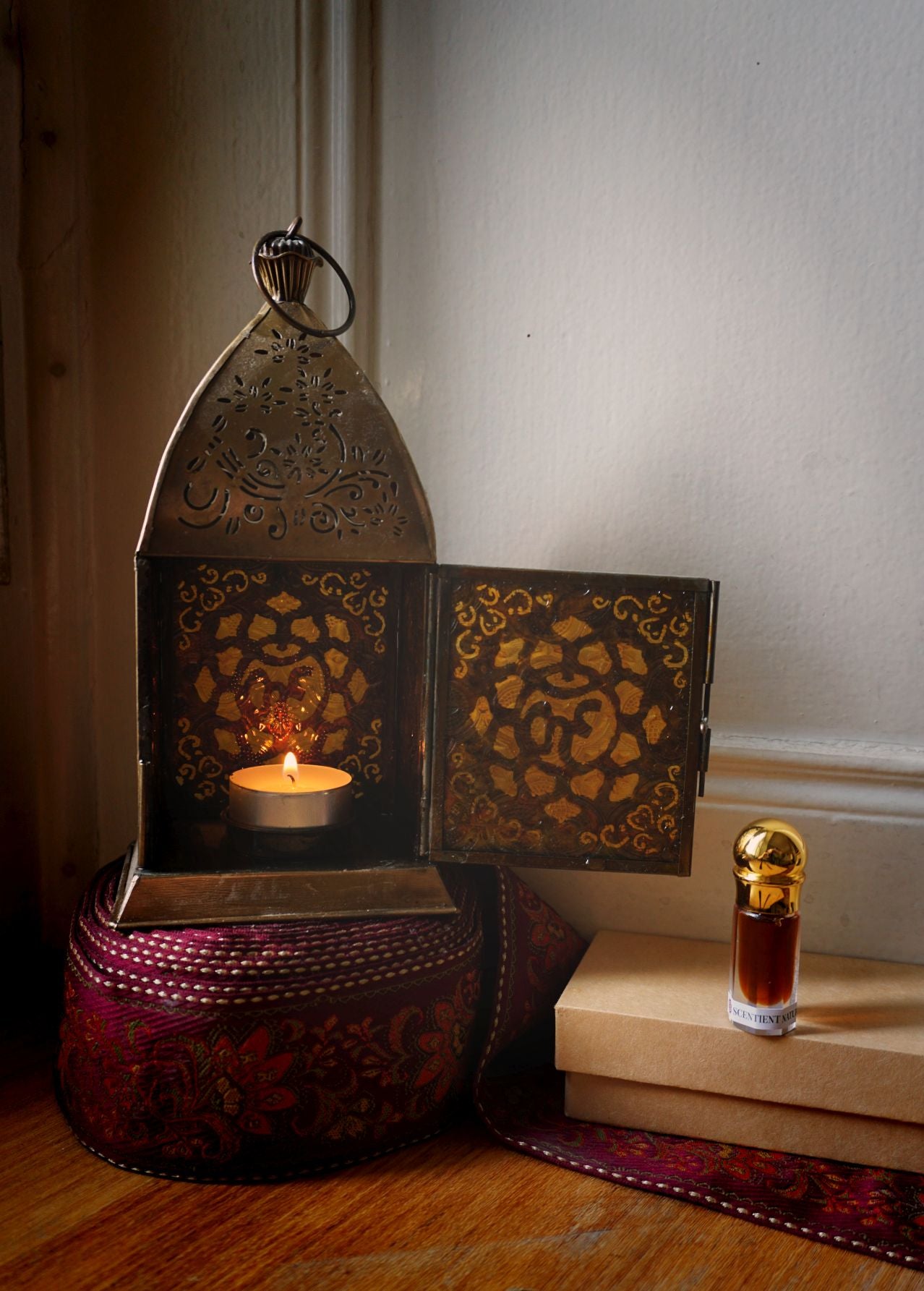 ABSOLUE de SAMBAC - Jasminum sambac in vintage Sandalwood oil
