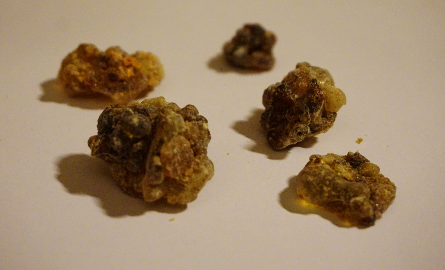 OMANI BLACK FRANKINCENSE - Surprising Boswellia Sacra black resin from Dhofar (Oman)