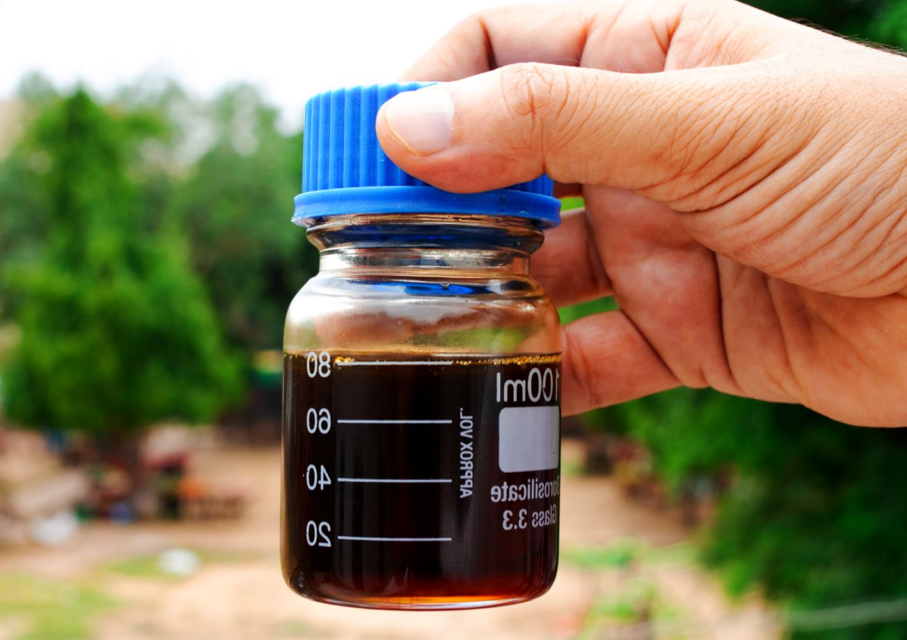 SYLHET JUNGLE - Beautifully animalic 2017 Oud / artisan distillation